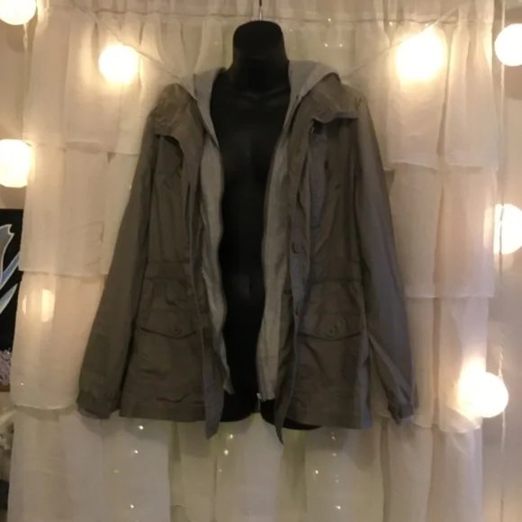 DKNY JACKET SIZE XL - Picture 4 of 5